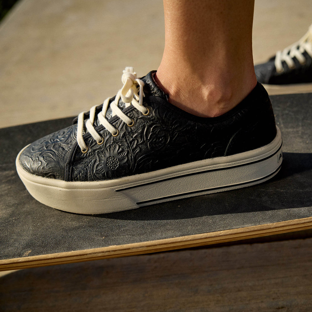 Skylar Shoe - Women