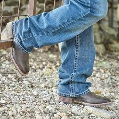 Hybrid Low Boy Wide Square Toe Chelsea Boot - Men