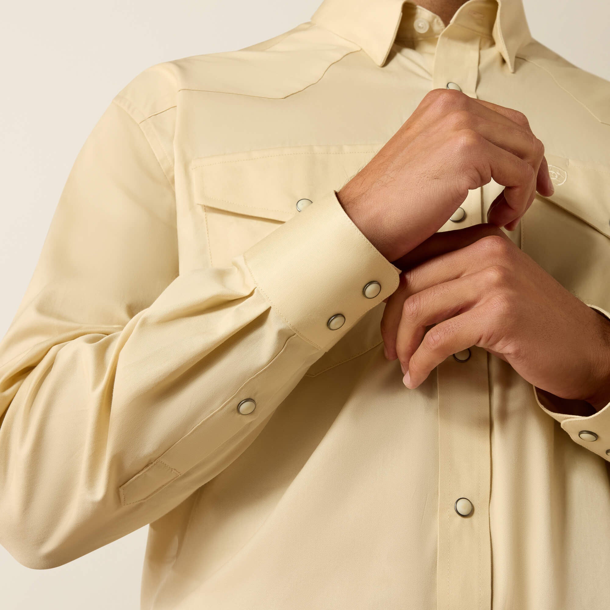 Lightweight Twill Classic Fit Snap Shirt - Men
