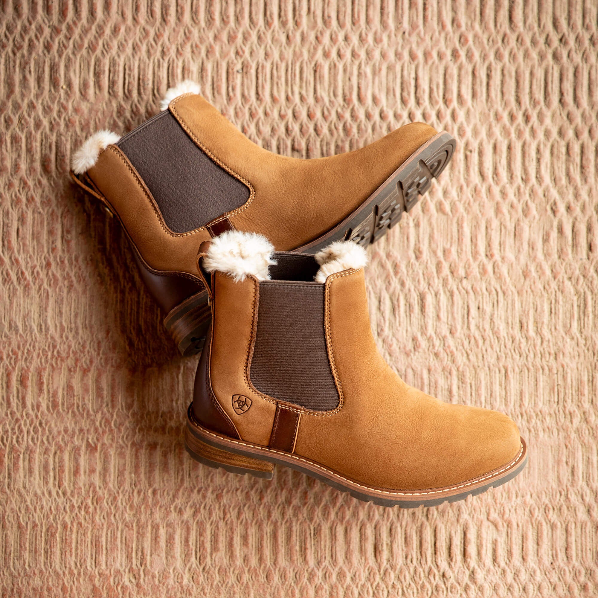 Wexford Sherpa Waterproof Chelsea Boot - Women|Trends
