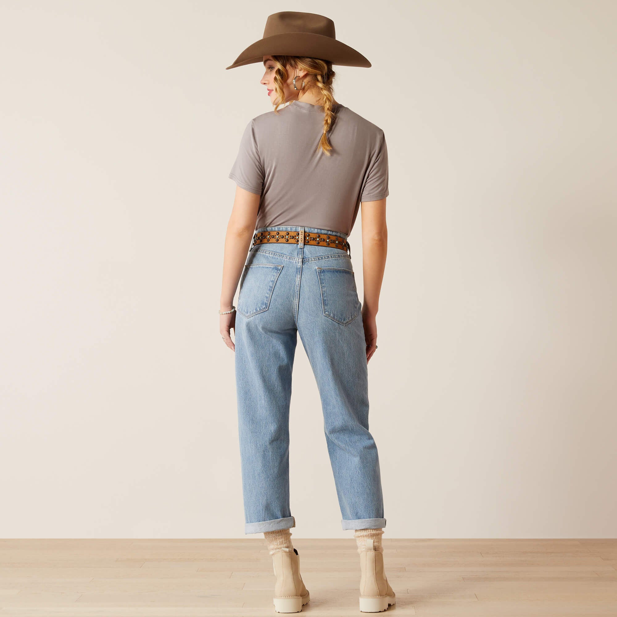 Ultra High Rise Tomboy Straight Leg Jeans - Women|Trends