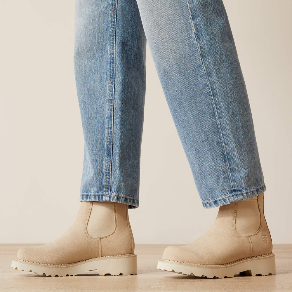 Ultra High Rise Tomboy Straight Leg Jeans - Women|Trends