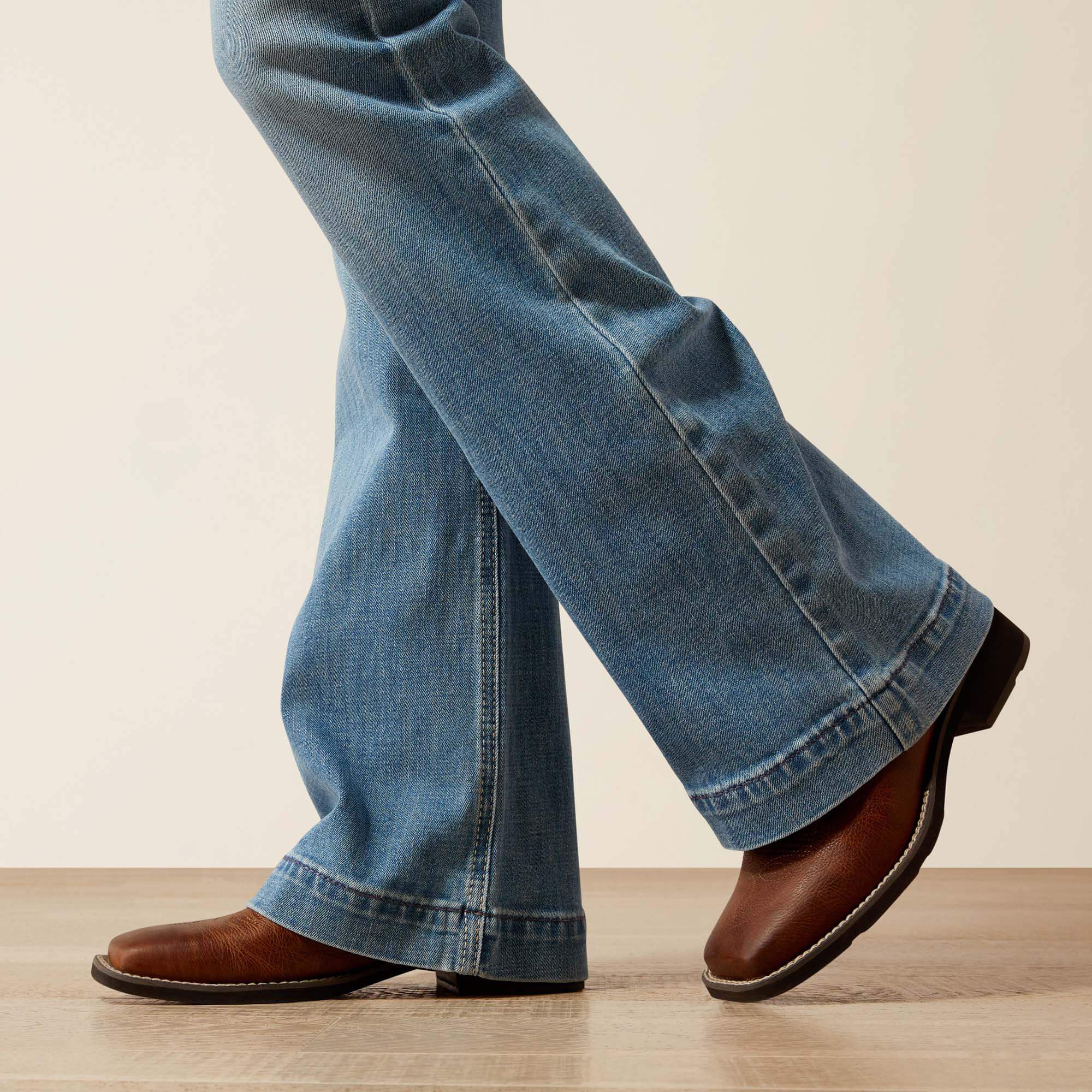 Mid Rise Giovana Leg Slim Trouser Jeans - Women|Trends