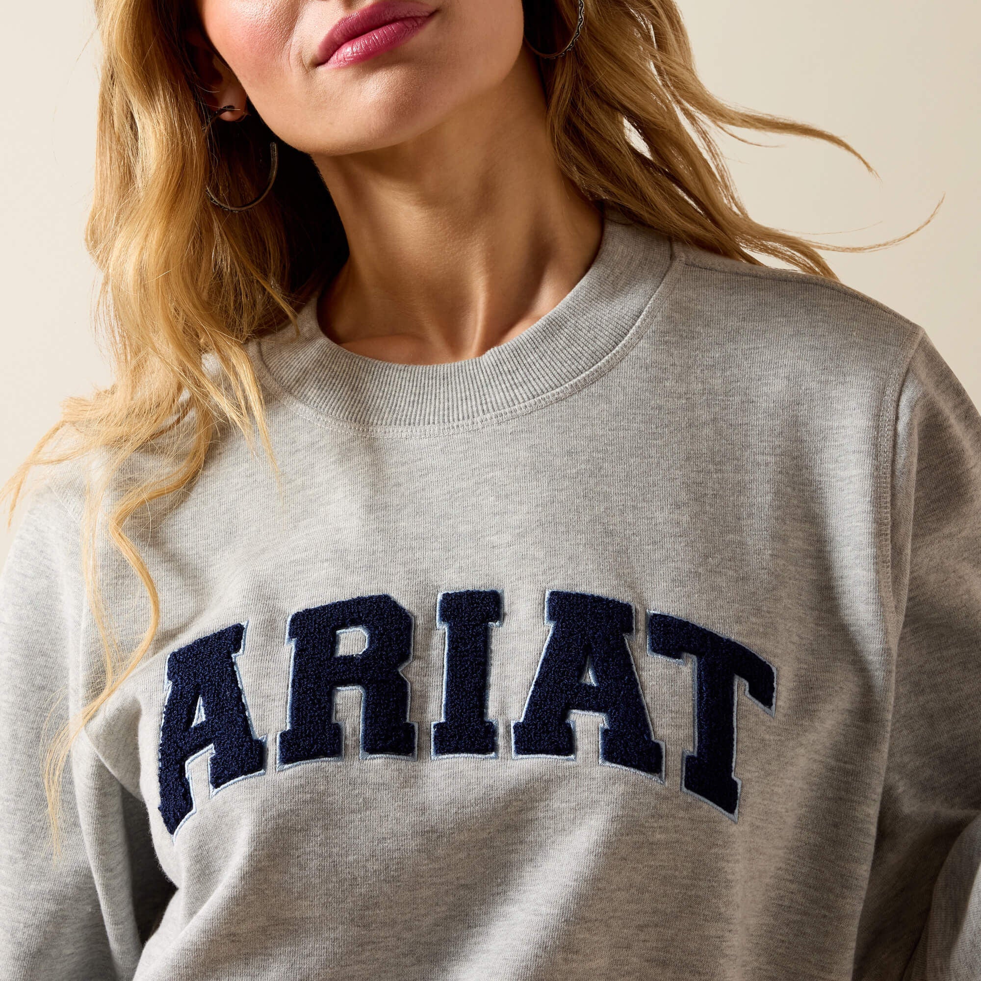 Essential Crew Sweatshirt - Women