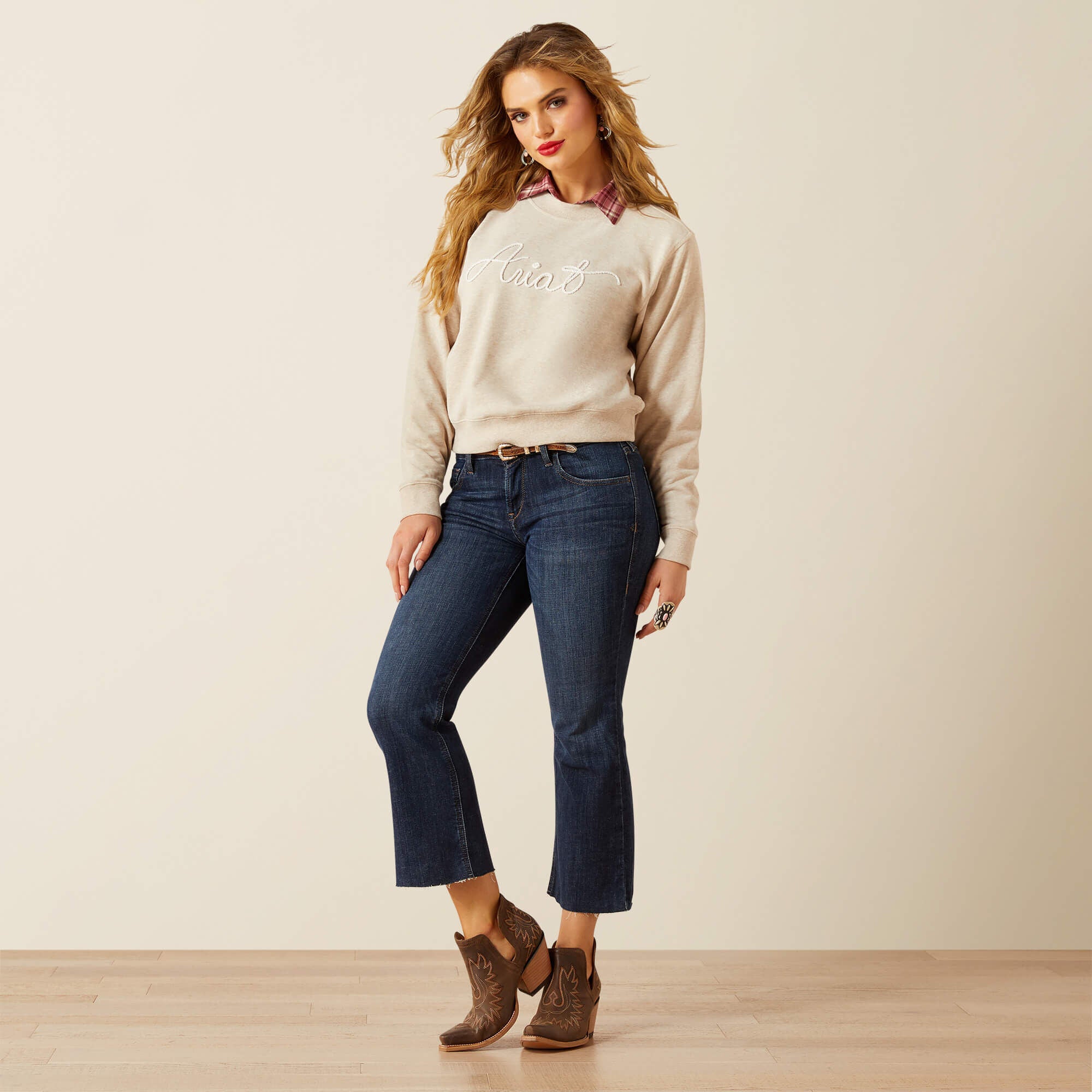 Essential Crew Sweatshirt - Women