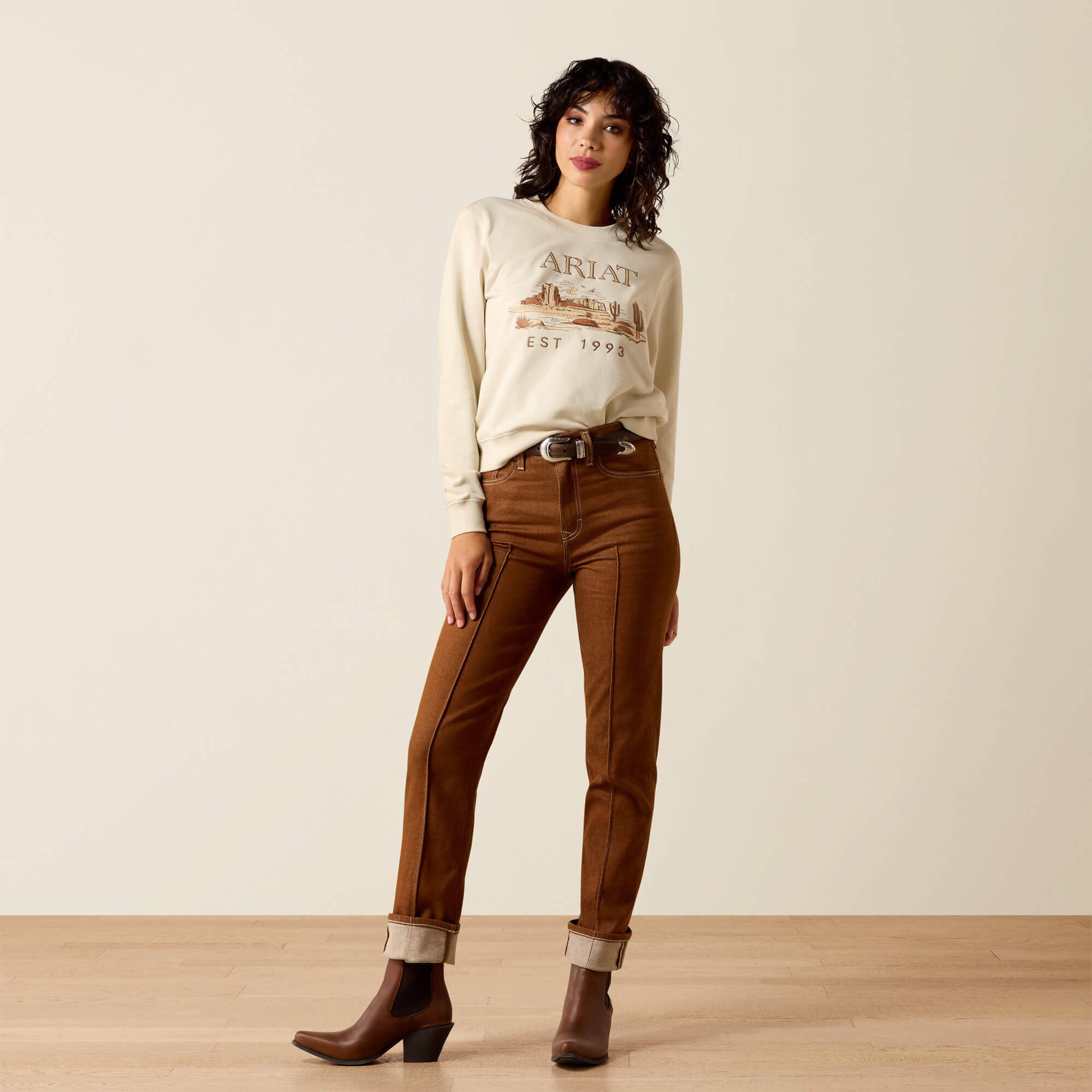 Essential Crew Sweatshirt - Women