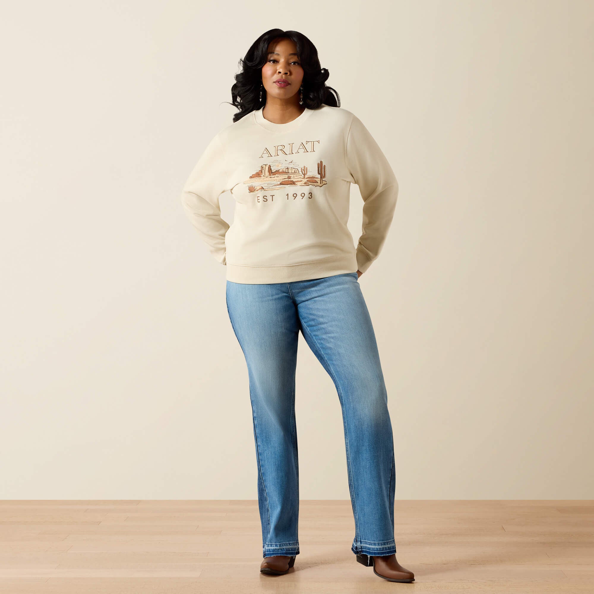 Essential Crew Sweatshirt - Women