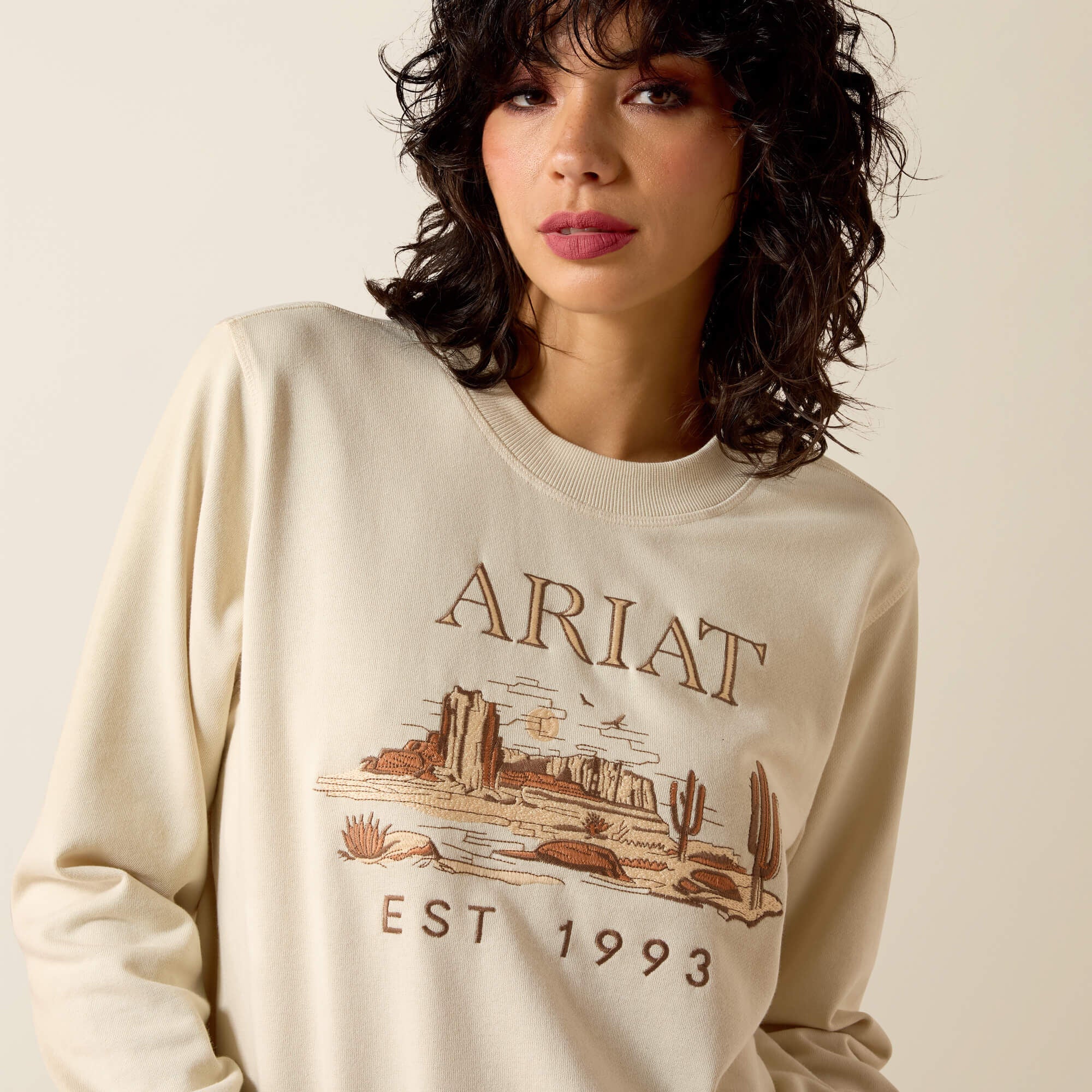 Essential Crew Sweatshirt - Women