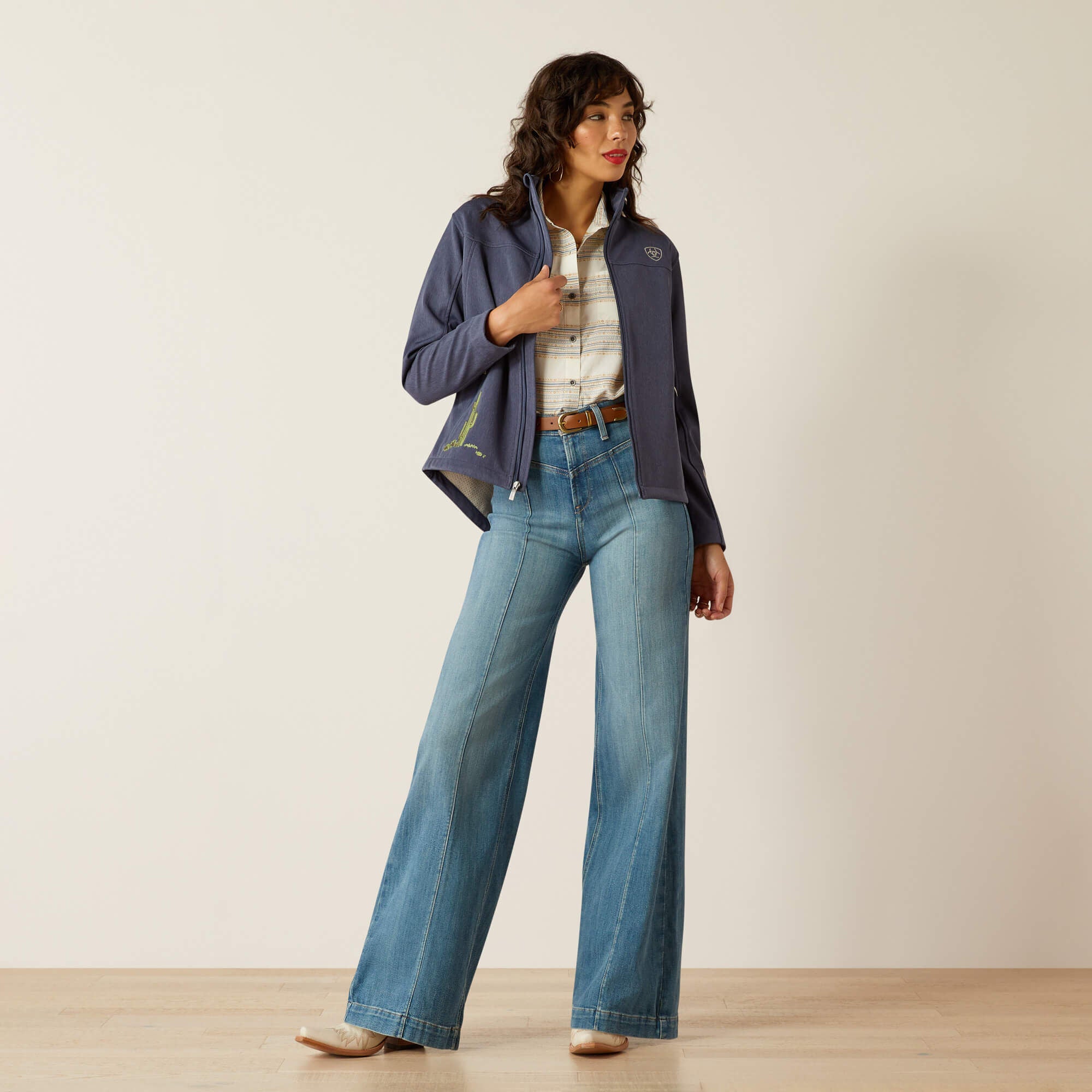 New Team Heritage Jacket - Women