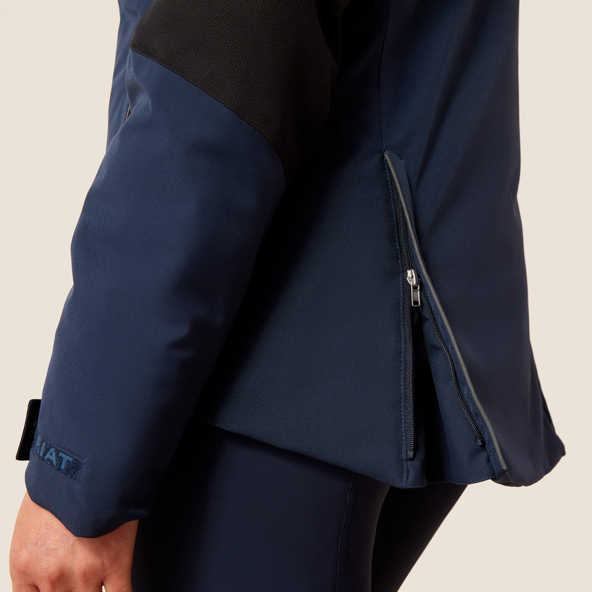Valor Jacket - Women