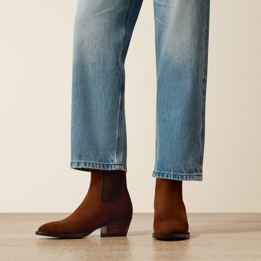 Ultra High Rise Cheyenne Yoke Tomboy Straight Leg Jean - Trends
