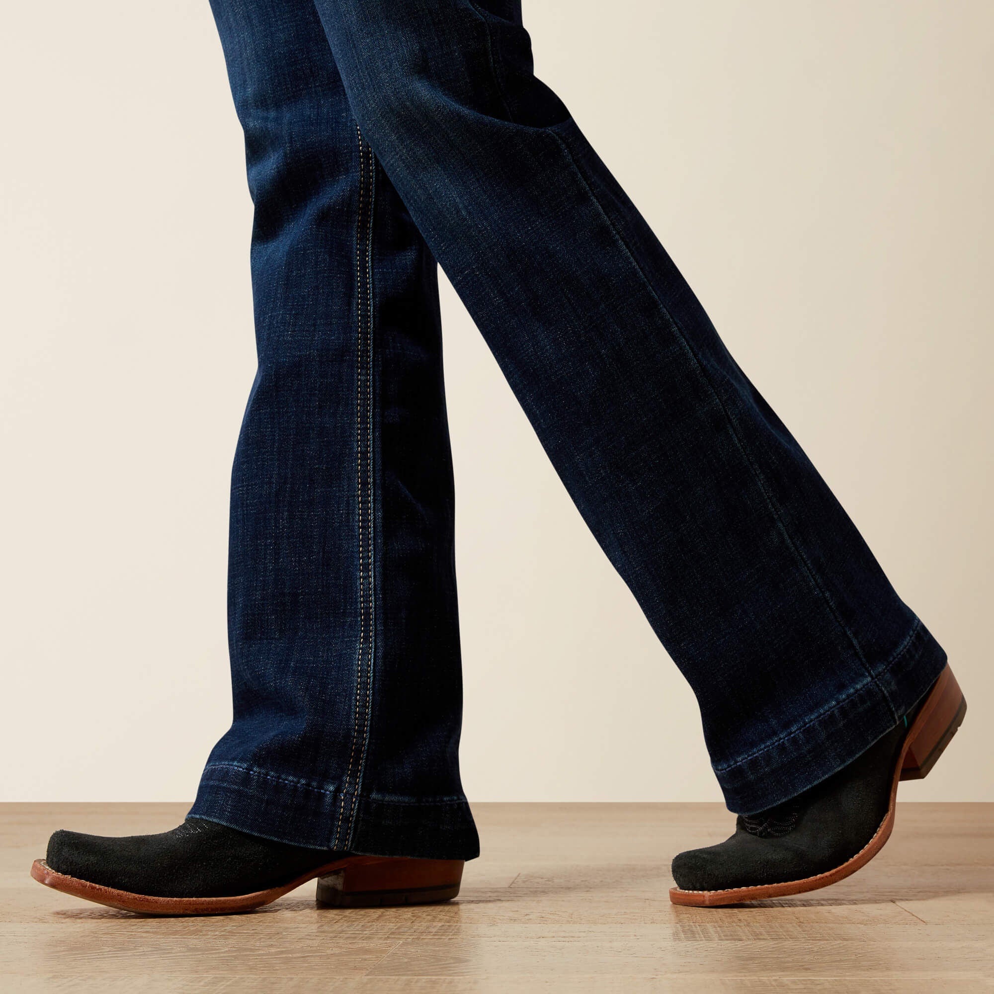 Mid Rise Cindy Trouser Jeans - Trends